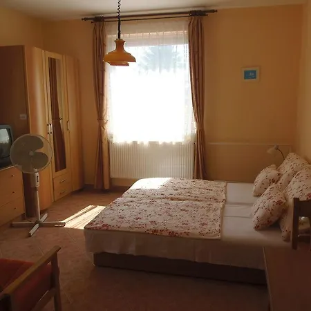 Therme Apartmenthaus * ヘーヴィーズ